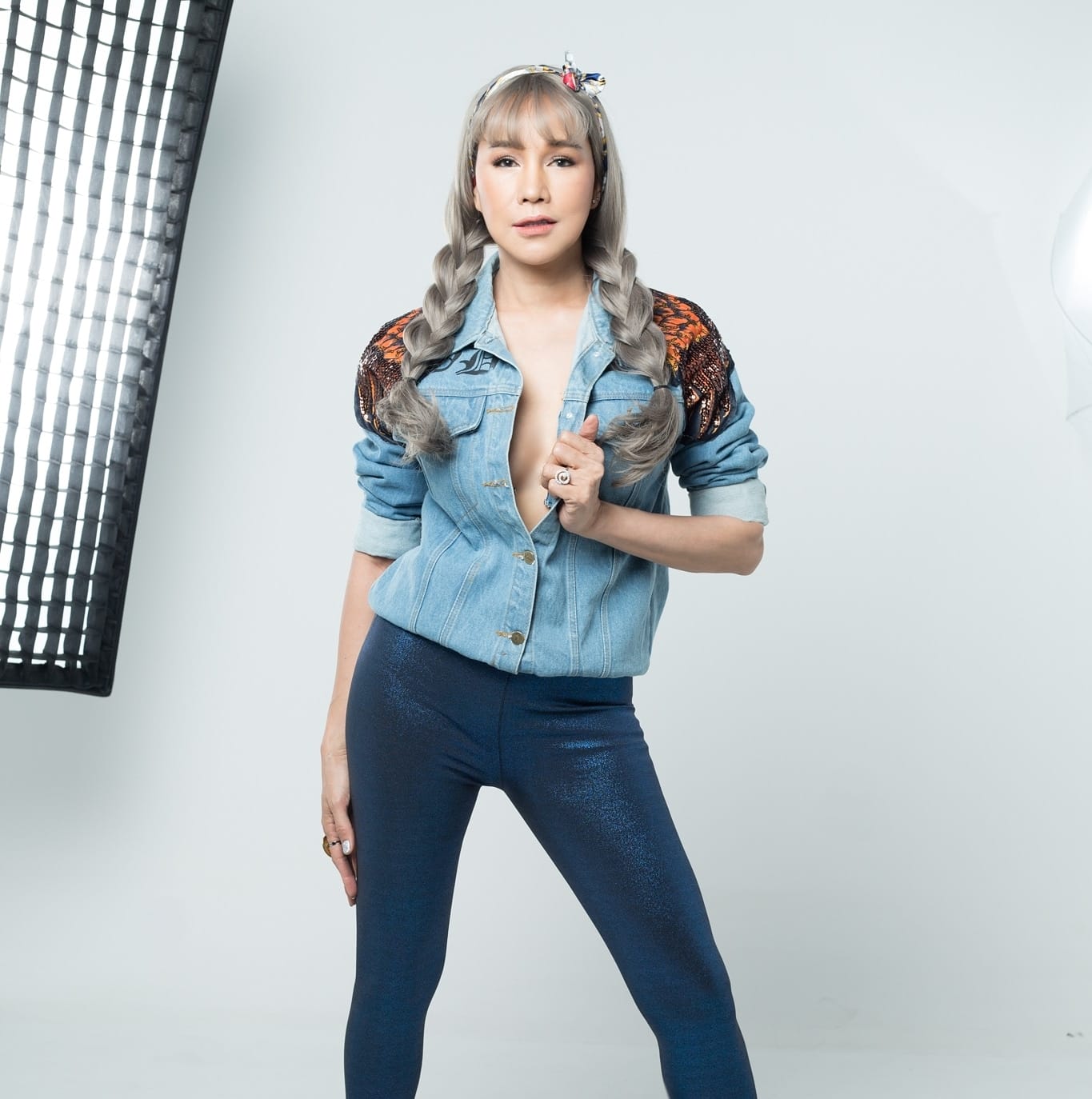 ส้มเช้ง สามช่า สาวสวย